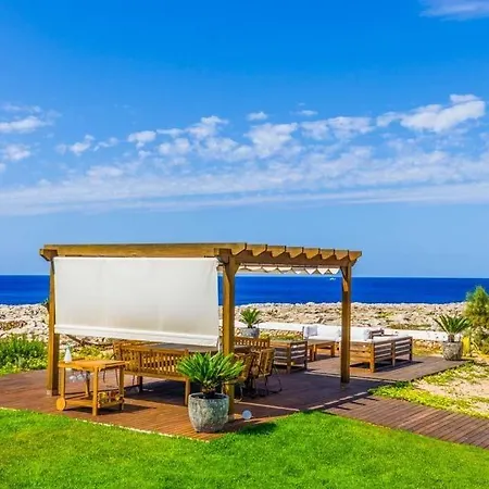 Sleeps 8 With Pool Air Con And Wifi * Binissafuller