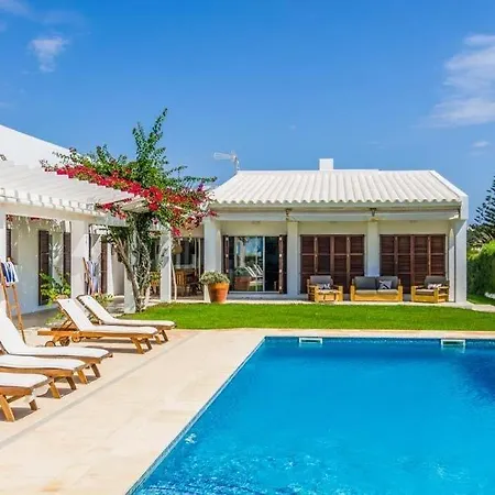 Sleeps 8 With Pool Air Con And Wifi וילה Binissafuller